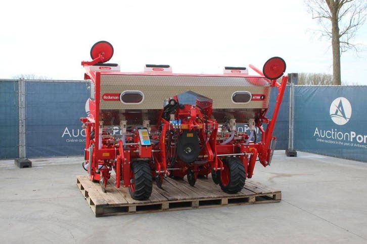 Veiling: Pneumatische Mais – Bieten Zaaimachine Ozduman Acti, Zakelijke goederen, Landbouw | Werktuigen, Ophalen