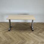 bureau 140x80 cm, ahorn - chroom, Gebruikt