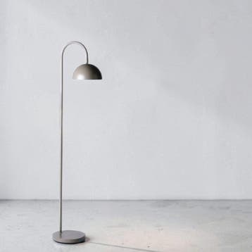 Herstal - Mikael Berlin - Lampadaire - Vienda Read - taupe -