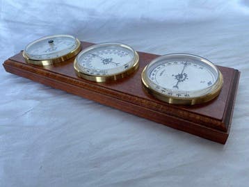 Maritieme objecten - Vintage weersstation van Engelse