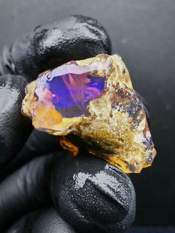 53cts Crystal Opal Specimen Ruw- 11 g
