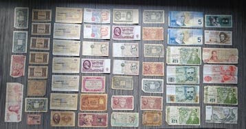 Wereld. - 52 Banknotes / coupons - various dates (Zonder