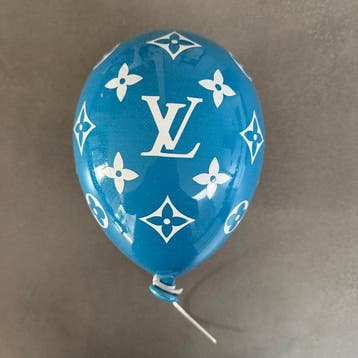 MVR (XX) - Louis Vuitton Ceramic Balloon Blue