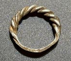 Viking periode Zilveren klassieke Pseudo- Twisted Ring met
