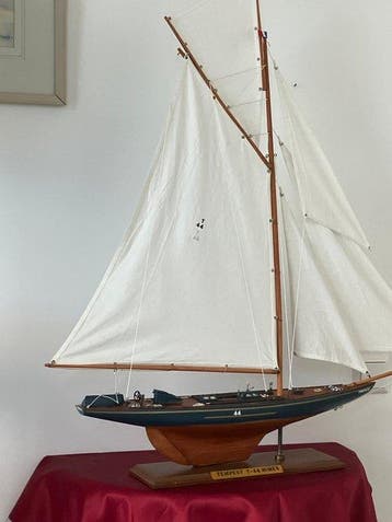 Objets maritimes - Tempest T-44 Nimes - Bois, Coton