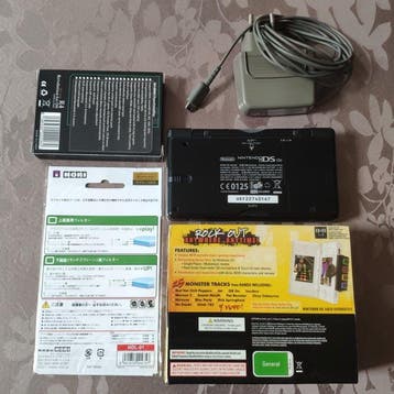 Nintendo - DS lite - Pack Collector DS Lite Guitar Hero +, Nieuw