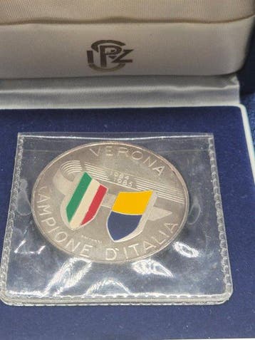 Italie. medaglia celebrativa ufficiale Verona campione