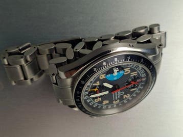 Omega - Speedmaster - Homme - 2000-2010