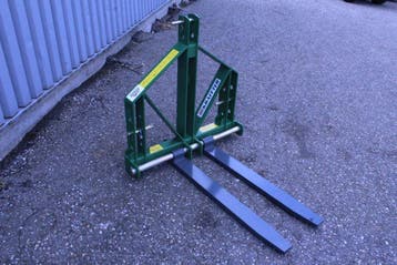 Kraffter Palletvork 1500, Zakelijke goederen