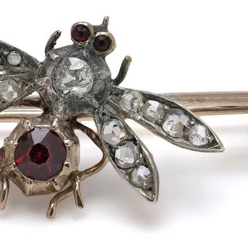 Broche Métaux mélangés - Broche insecte en grenat et, Handtassen en Accessoires, Antieke sieraden