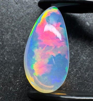 Opaal Cabochon- 1.79 g