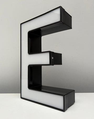 Letter E - Reclamebord - Kunststof, Aluminium
