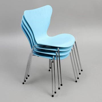 Fritz Hansen - Arne Jacobsen - Zitgroep (4) - Serie 7 (3107)