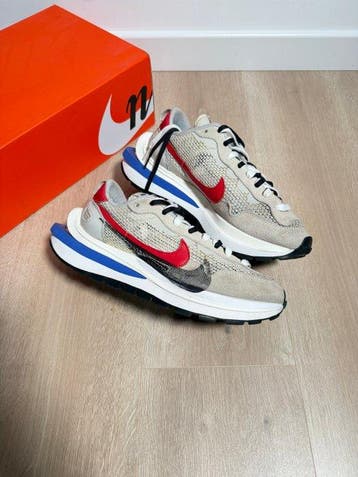 Nike - Nike x Sacai - Sneakers - Maat: EU 42.5