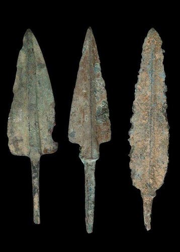 Âge du bronze Bronze Arrowhead Group (3) (Sans prix de