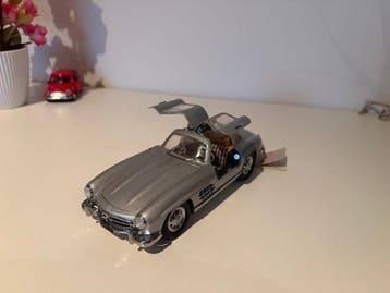 Franklin Mint 1:24 - Modelauto - 1954 Mercedes-Benz 300SL, Hobby en Vrije tijd, Nieuw