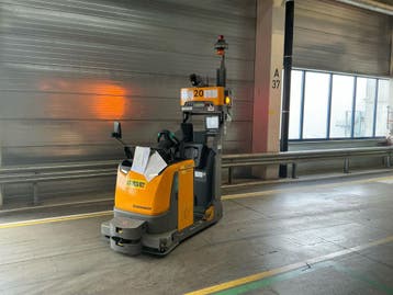 Jungheinrich EZS-350-A-FTF Elektrische trekker