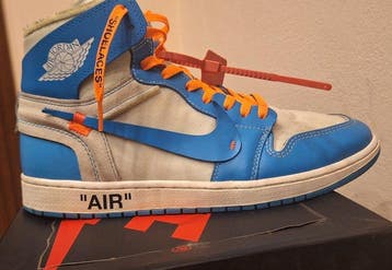 Nike - Air Jordan 1 High, Nike x Off White - Sneakers -