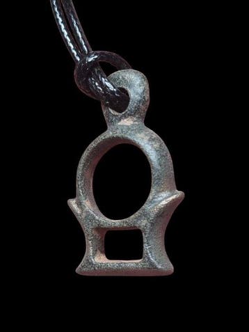 Celtique Bronze, Talisman de forme éblouissante et rare