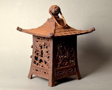 Lanterne suspendue en fonte japonaise ancienne (Tsuri-Doro), Antiquités & Art