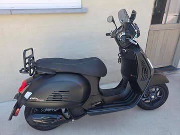 Vespa Gts 125i Supersport  Black *350km * Nieuwestaat **, Ophalen, Nieuw