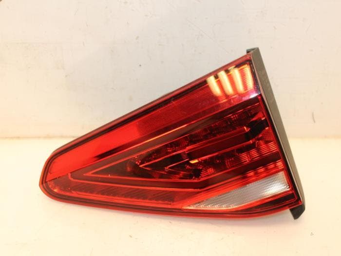 Achterlicht rechts Volkswagen Touran O111733, Autos : Pièces & Accessoires, Éclairage
