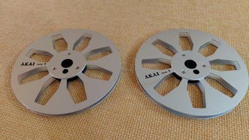 Akai - R-77M-J 7inch Metal Reel-to-reel audio