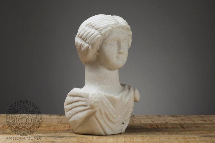 Replica van een oude Romein Marmer Marmeren buste van een, Verzamelen, Mineralen en Fossielen