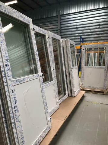 PVC deuren 98x215 vol glas 3-punt haaksluiting STOCK, Doe-het-zelf en Bouw, 80 tot 100 cm, Nieuw, Ophalen of Verzenden, Buitendeur