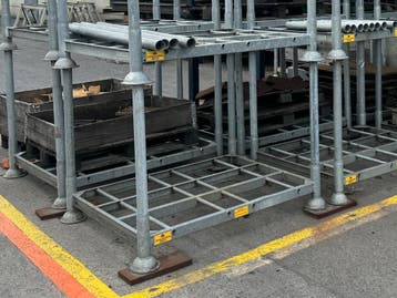 RACK MOBILE EMPILABLE, Neuf