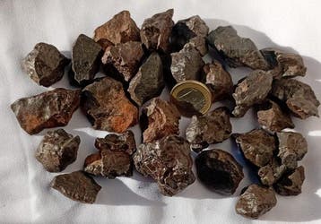 ensemble de 27 chondrites non classées Météorite de