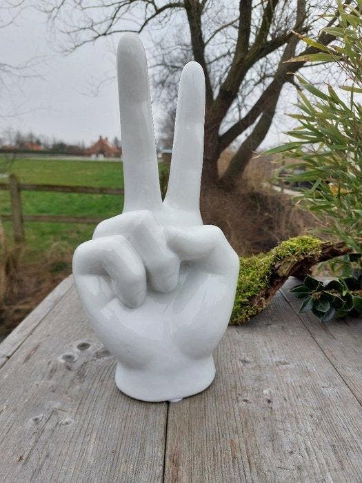 Beeld, glossy white peace hand - 35 cm - Keramiek, Antiquités & Art, Curiosités & Brocante