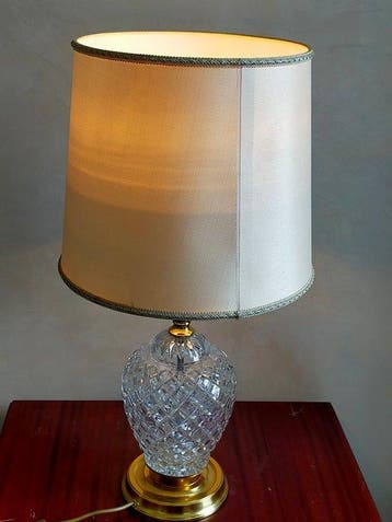 Elegante Bleikristall Tischlampe – Erhalder Kristall –