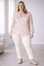 Yest Curve eco shirt Valery4(54/56)Maat 46/48 (XL) of groter, Verzenden