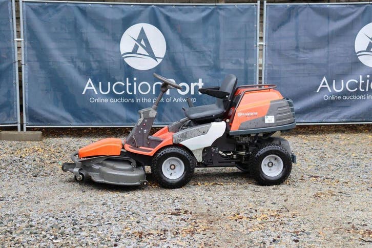 Veiling: Zitmaaier Husqvarna R422Ts AWD Benzine 2014, Jardin & Terrasse, Tondeuses autoportées, Enlèvement