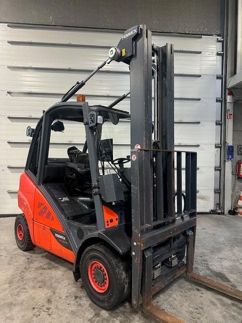 Chariot élévateur LINDE H25T-02/600, Articles professionnels, Machines & Construction | Chariots élévateurs & Transport interne