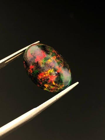 Opaal Cabochon- 2.09 g - (1)