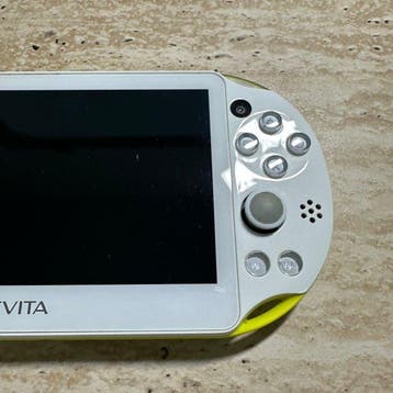 Sony - PS Vita PCH-2000 - Sony PS Vita PCH-2000 Lime Green