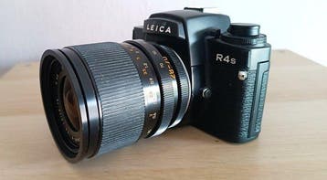 Leitz R4s (10041) 35mm SLR - Vario-Elmar-R 28-70mm f/3.5-4.5, Nieuw