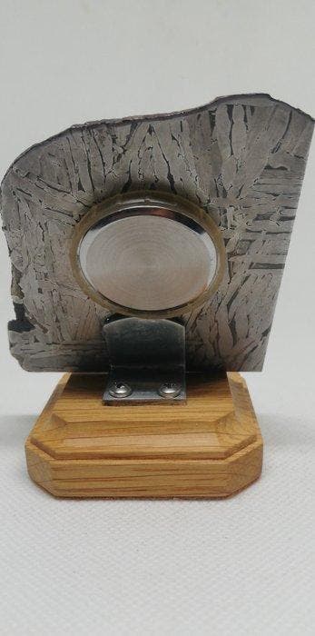 Horloge météorite Seymchan Météorite de fer - 101 g