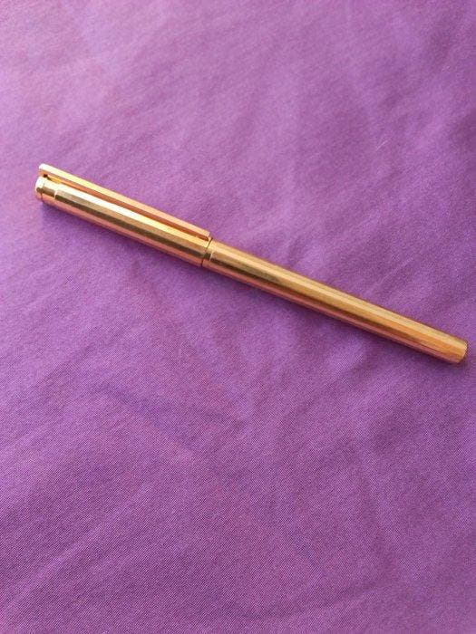 S.T. Dupont - Pen, Collections, Stylos