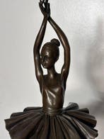 Onleesbaar merkteken Paris - Beeldje - Ballerina - Brons