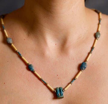 Oude Egypte, prachtige halsketting met dubbele Halcon, met, Verzamelen