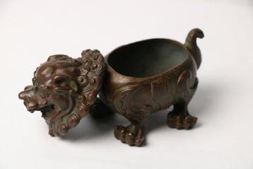 Brander - Brons - Shishi leeuw-hond motief