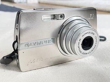 Olympus  710 / Stylus 710 Appareil photo numérique