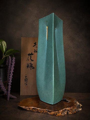 Sentou – Vintage Japanse keramische vaas met bronsglazuur en, Antiek en Kunst