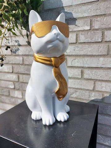 Beeld, white cat with tie and sunglasses - 29 cm - polyresin