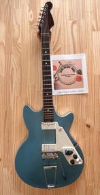 Egmond - Solid7 2 Pickups and Tremolo - - Elektrische gitaar