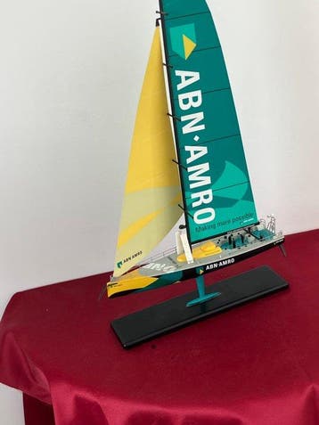 Maritieme objecten - ABN-AMRO - kunstof- Volvo Ocean Race