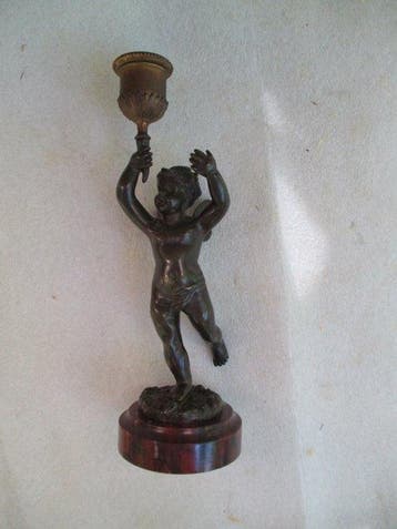 Bougeoir - Chandelier. Bronze. Putto. Art Nouveau vers 1880